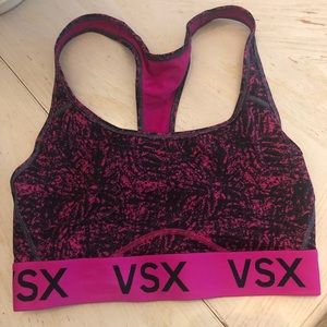 NWOT Victoria’s Secret Sports Bra
